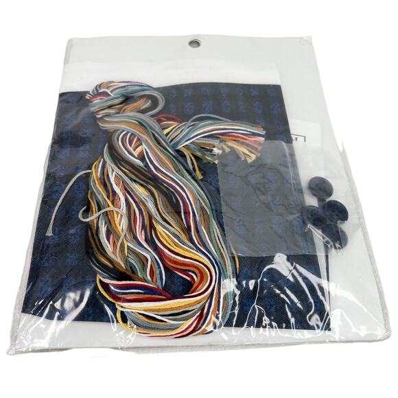 Debbie Mumm Vintage Noah's Ark Pillow Counted Cross Stitch Kit #72381 New - Picture 3 of 13